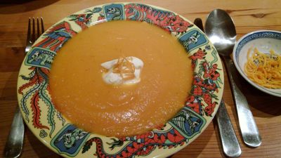 Kürbis-Karotten-Orangen-Suppe
