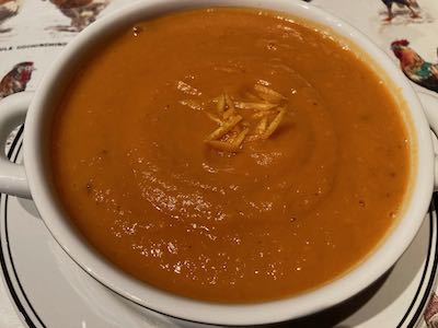 Kürbis-Karotten-Blutorangen-Suppe