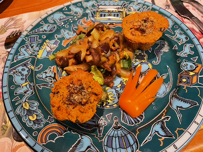 Gebratene Shiitake-Pilze mit Pak Choin