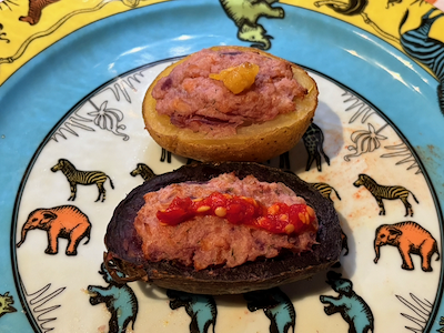 Gefüllte bunte Erdäpfel