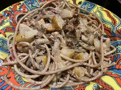 Vollkorn-Spaghetti mit Birnen-Ragout